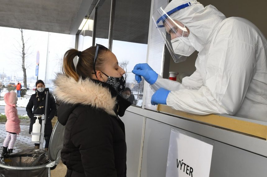 Kifizette az állam a cégeknek a kötelező tesztelés teljes költségét