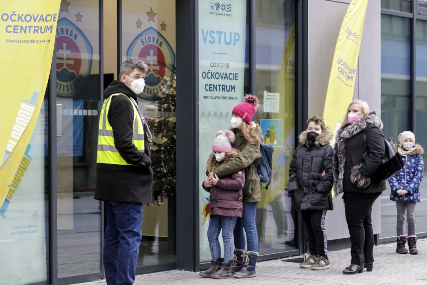 Rövidesen harmadszor is beolthatják a gyerekeket