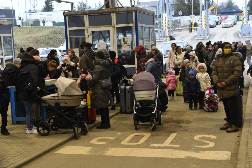 Szerda délután óta 7490 ukrán állampolgár lépte át a szlovák-ukrán határt