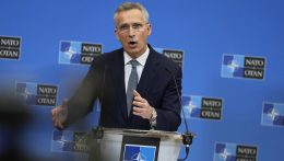 Stoltenberg: Történelmi hiba lenne, ha Kína katonailag támogatná Oroszországot