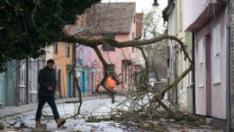 Tizenkét halálos áldozata van az ítéletidőnek Európában