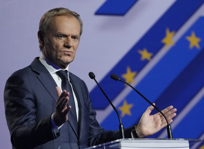 Kijevbe látogatott Donald Tusk