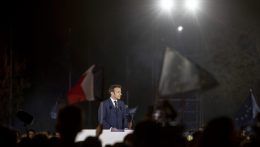 Szlovákiába látogat Emmanuel Macron