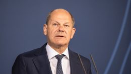 Olaf Scholz: Több évig tarthat a háború