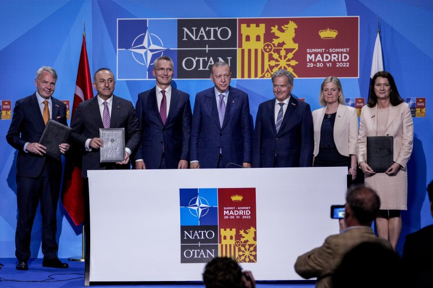 Kétnapos NATO-csúcs kezdődött Madridban