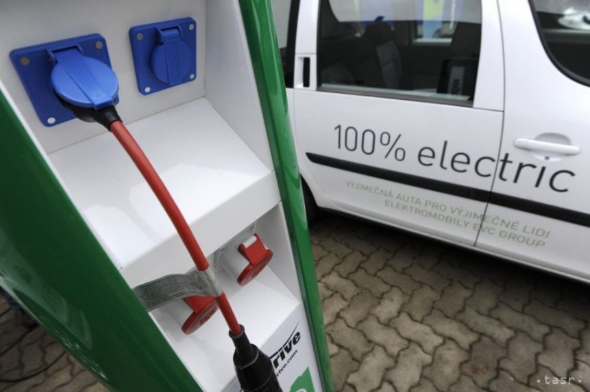 Milyen tényezők gátolhatják az átallást elektromos autókra ?