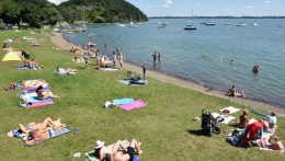 Fokozott odafigyelésre van szükségünk strandolás közben