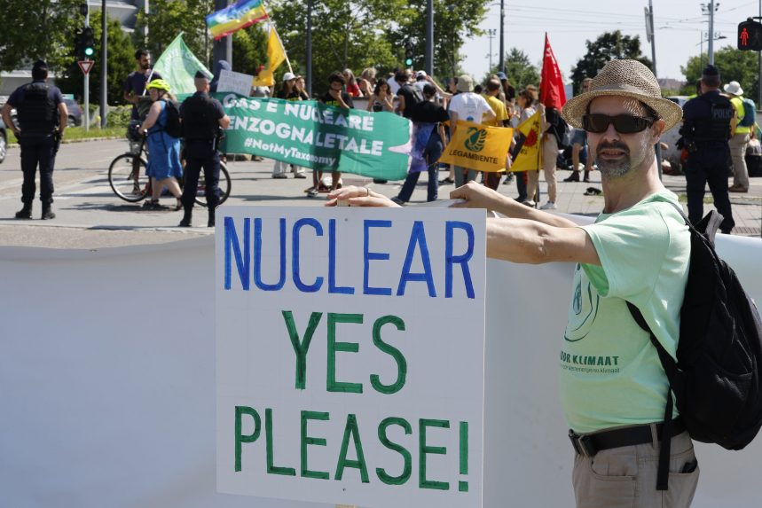 Zöld pecsét került a földgázra és az atomra