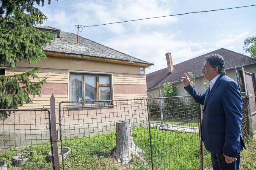 Szombattól lehet támogatást igényelni a régebbi családi házak felújítására