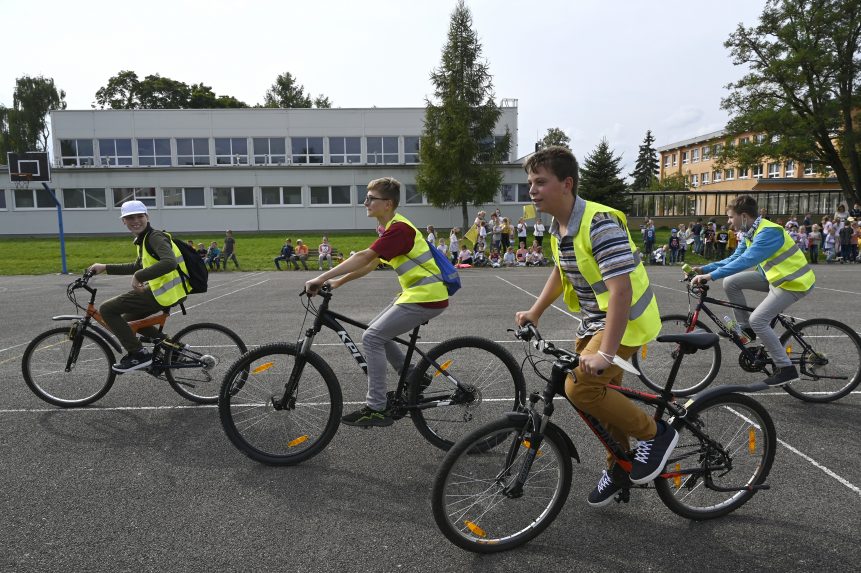 Hétfőn indul a Kerékpárral iskolába kampány nyolcadik kiadása