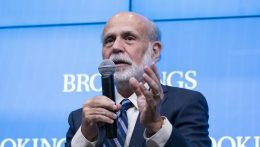 Mit tett le az asztalra Ben Bernanke, Douglas Diamond és Philip Dybvig?