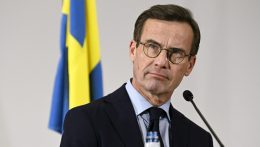 Történelmi napnak nevezte a hétfői napot Ulf Kristersson svéd miniszterelnök