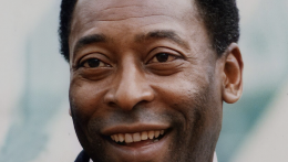 Eltemették kedden Pelét, a brazilok nemrég elhunyt legendás labdarúgóját