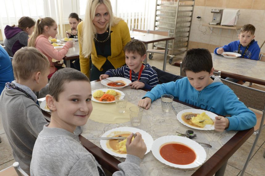 Nem lesz teljesen költségmentes az ingyenes ebéd