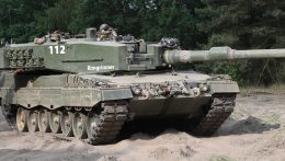 Spanyolország Leopard-2-es harckocsikat ad Ukrajnának