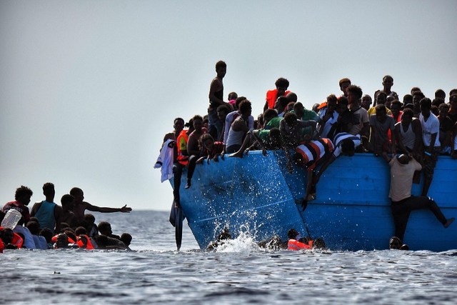 800 újabb menekült Lampedusa szigetén