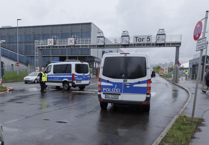 Lövöldözés történt a Mercedes-gyárban