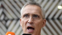 Stoltenberg: Ukrajna NATO-csatlakozása nincs napirenden, amíg a háború dúl