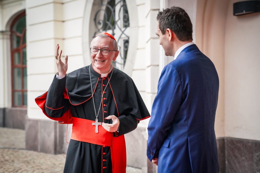 Pietro Parolin vatikáni államtitkárral találkozott a miniszterelnök