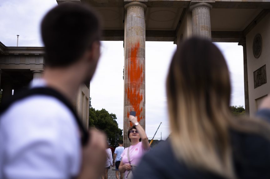 Klímaaktivisták már második napja torlaszolták el az utcákat Berlinben