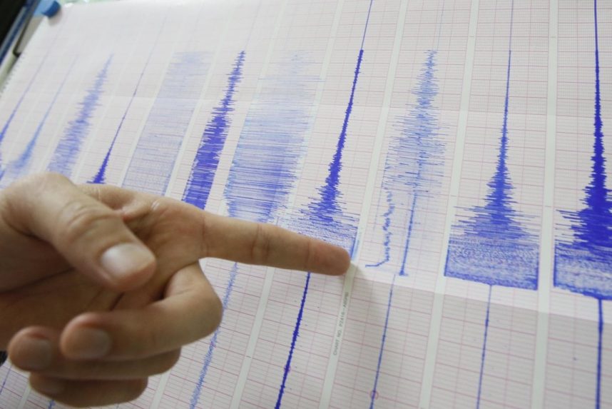 Figyelmeztetést adtak ki az izlandi földrengések miatt