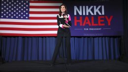 Szélmalomharcot vív Nikki Haley a szavazókért