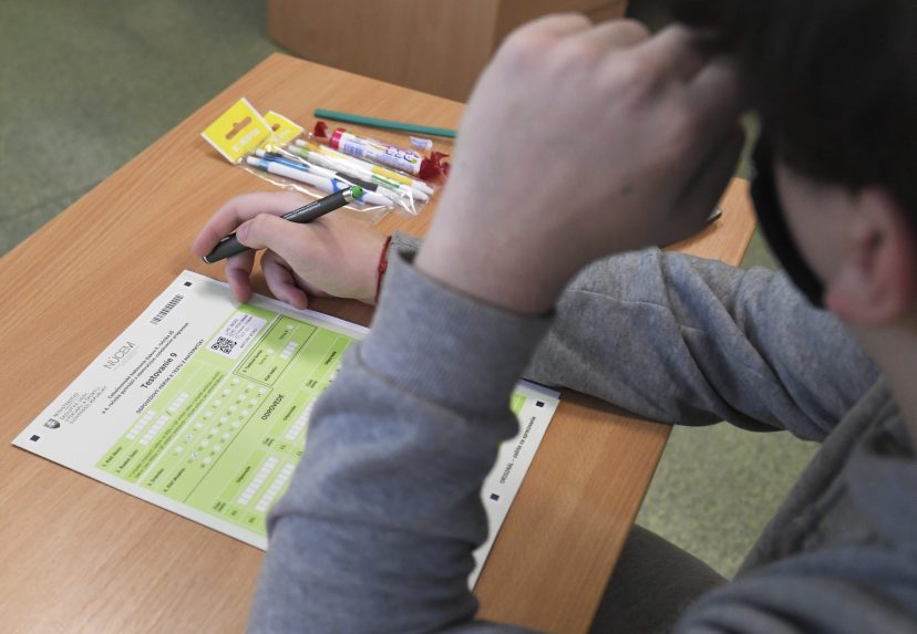 Még a legjobb előmenetelű tanulókkal is előfordulhat, hogy nem kerülnek be az áhított középiskolába, gimnáziumba