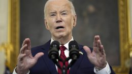 Biden felhatalmazta Kijevet egyes oroszországi célpontok megtámadására