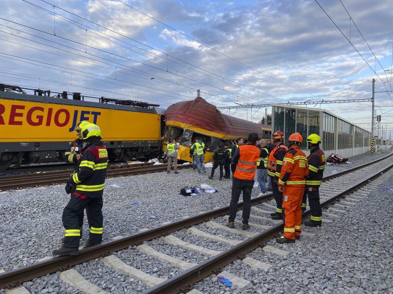 Két szlovák nő is van a csehországi vonatbaleset áldozatai között