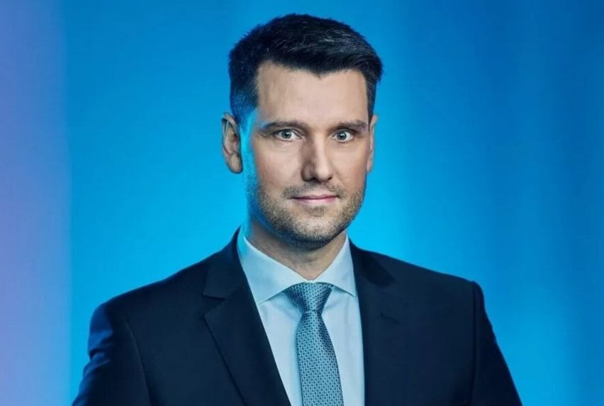 Szeptembertől Marek Gudiak vezeti a köztévé O 5 minút 12 című műsorát