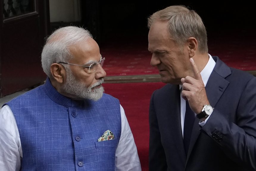 Tusk szerint India lehet a béke kulcsa