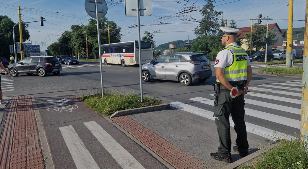 Kevés és egyre kevesebb a rendőr Szlovákiában