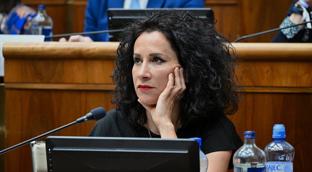 Martina Šimkovičová kulturális miniszter leváltásáról tárgyalt hétfőn a parlament