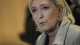 Börtönbe kerülhet Marine Le Pen