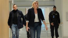 Öt év börtönbüntetést is kaphat Marine Le Pen