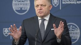 Moszkvába utazik Robert Fico