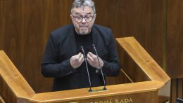 A Hlas feljelentést tesz Pročko ellen a parlament garázsában történt incidens miatt