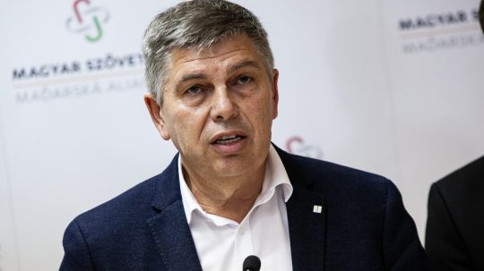 Csenger Tibor indul Nyitra megye elnöki posztjáért