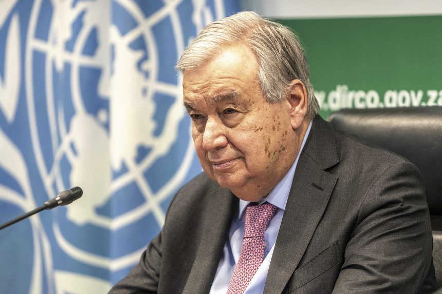 Az ENSZ „bársonyos” átmenetet szeretne, jelentette ki António Guterres