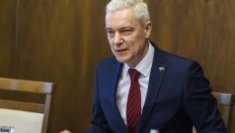 Ferenčák támogatja a koalíciót, polgármester és képviselő marad