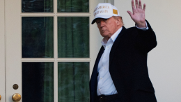 Az orosz támadások felfüggesztését szeretné Trump