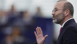 Újra elnökévé választotta Manfred Webert az Európai Néppárt