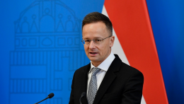 Szijjártó ismét bírálta az orosz energiaforrások elutasítását célzó uniós tervet