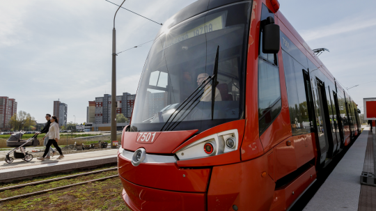 Hétfőtől féláron utazhatunk a pozsonyi tömegközlekedésben