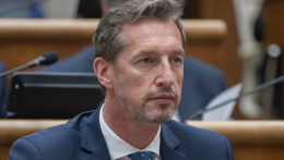 KDH: Robert Fico külpolitikai irányvonala a múltba vezet