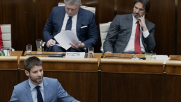 PS: Robert Fico kormánya növelte az emberekre kivetett adókat és a tanácsadó cégek bevételeit