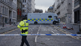 Autó hajtott a Liverpool bajnoki győzelmét ünneplő tömegbe, a rendőrség szerint nincs szó terrorcselekményről