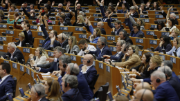 Megérkezett Pozsonyba a brüsszeli delegáció, megkezdődött az uniós források felhasználásának vizsgálata