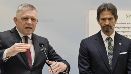A miniszterelnök szerint robbanásszerűen fejlődik a szlovák védelmi ipar és a lőszergyártás