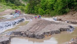 Az árvíz sújtotta Parajdra látogat Nicușor Dan államelnök
